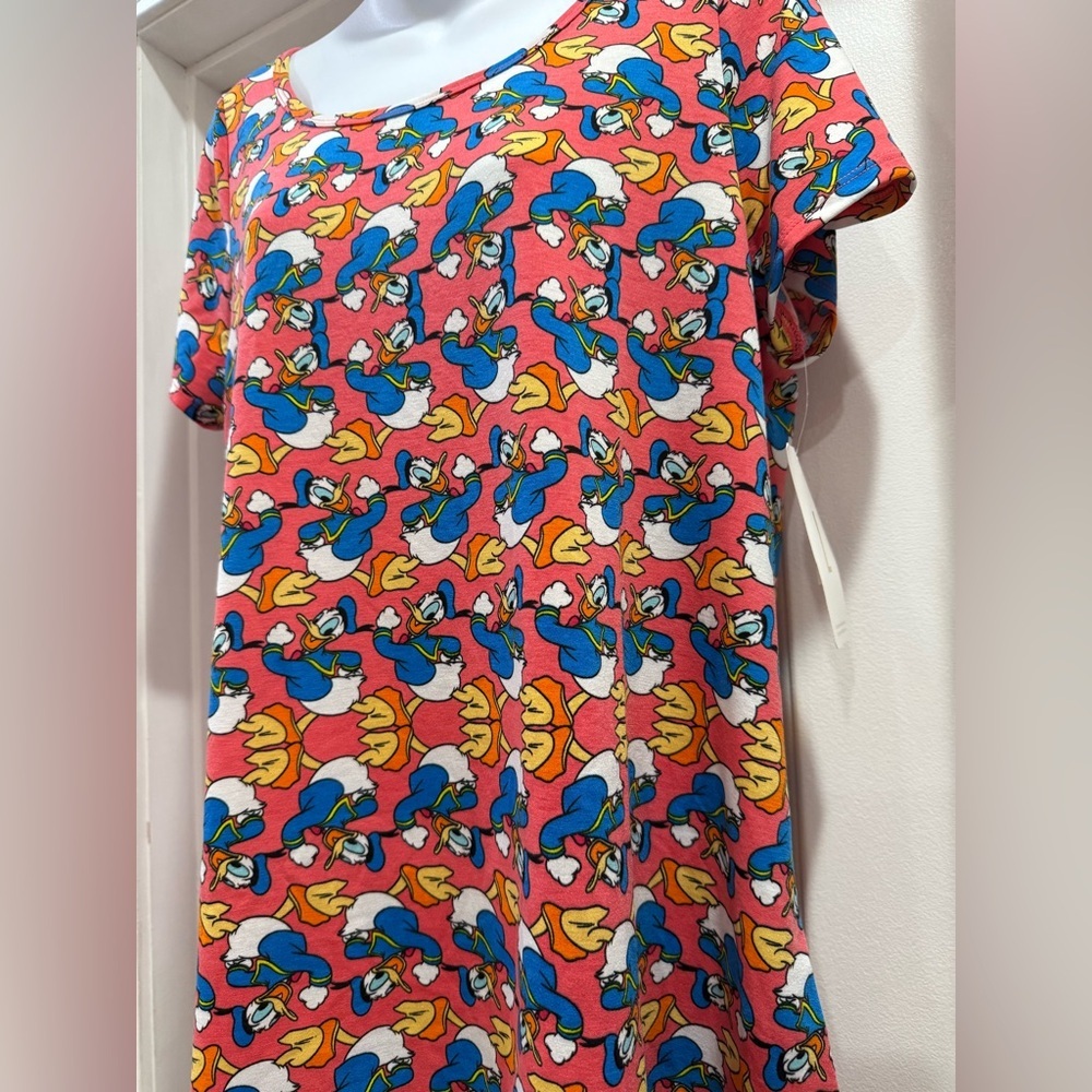 LuLaRoe Disney Donald Duck Classic T-Shirt Size Large 🆕🆕🆕 - Picture 4 of 9